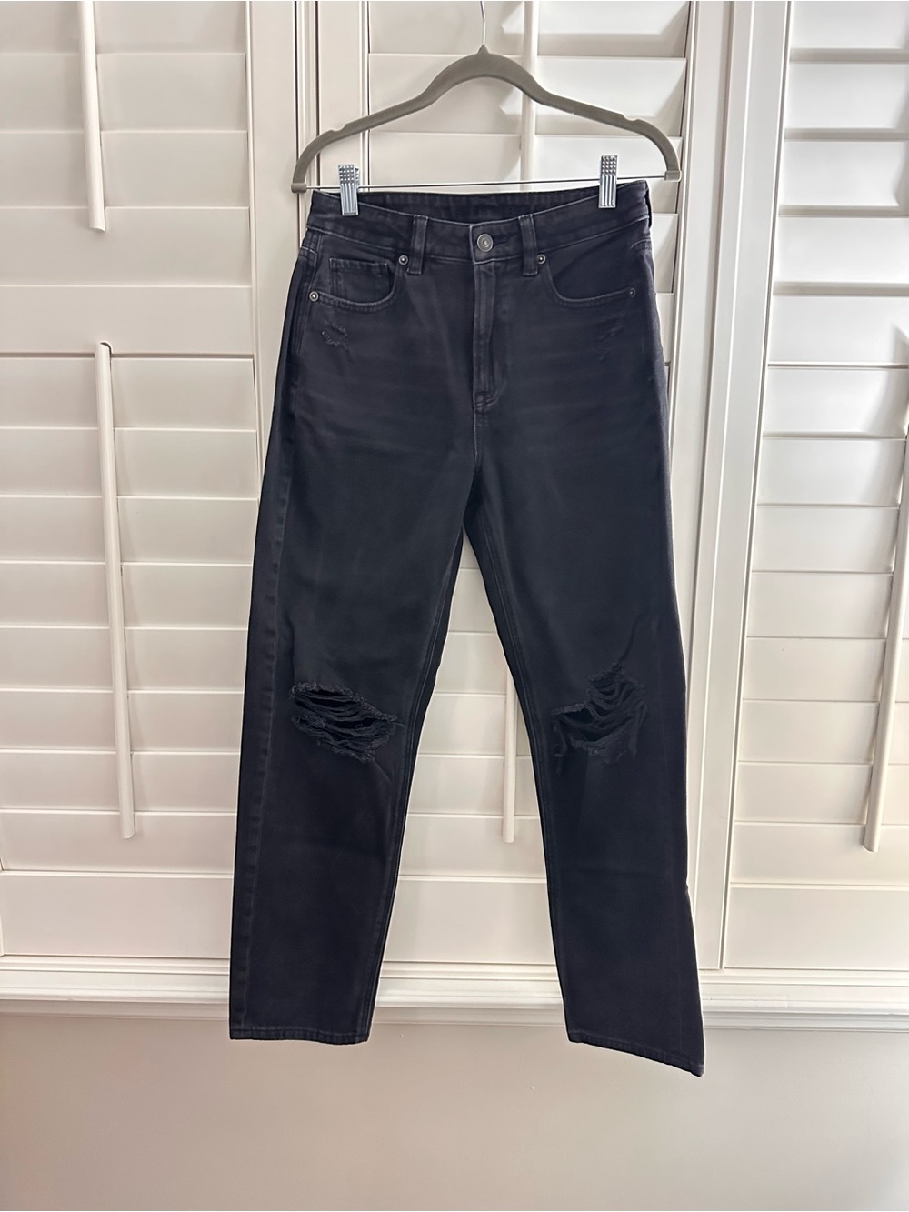 American Eagle Outfitters Black Straight Distressed Jeans